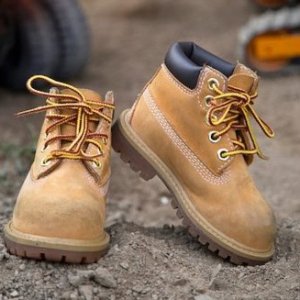 calzado-width-douglas-industries